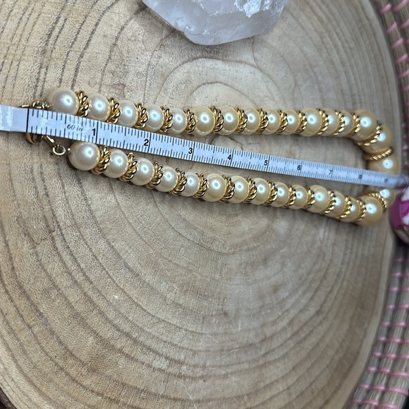 Joan Rivers Gold Toned Faux Pearl Costume Necklace Vintage with Box - Picture 5 of 5